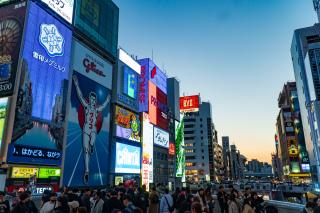 Thumbnail of ILCE-6300, 18mm, f/5.6, 1/100s, ISO800 | Photo by YAMAMOTO DAISUKE