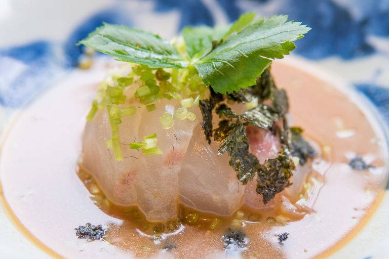 ILCE-6300, 30mm, f/2.8, 1/50s, ISO200 | Photo by YAMAMOTO DAISUKE