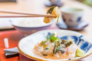 Thumbnail of ILCE-6300, 30mm, f/2, 1/50s, ISO100 | Photo by YAMAMOTO DAISUKE